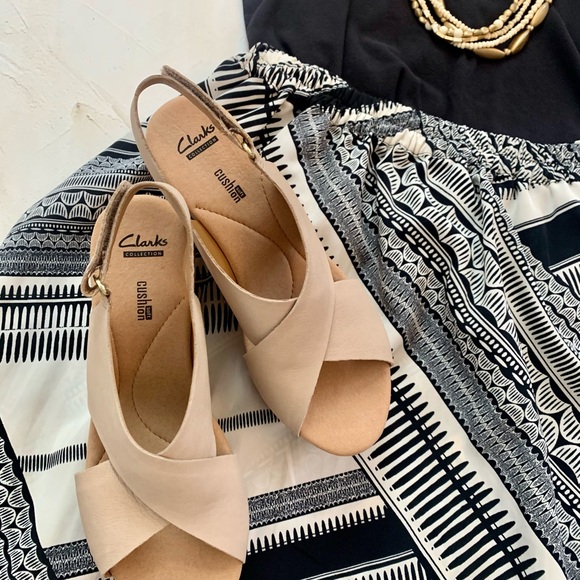 Clarks Shoes - Women’s Size 8 Clark’s Annadel Wedge